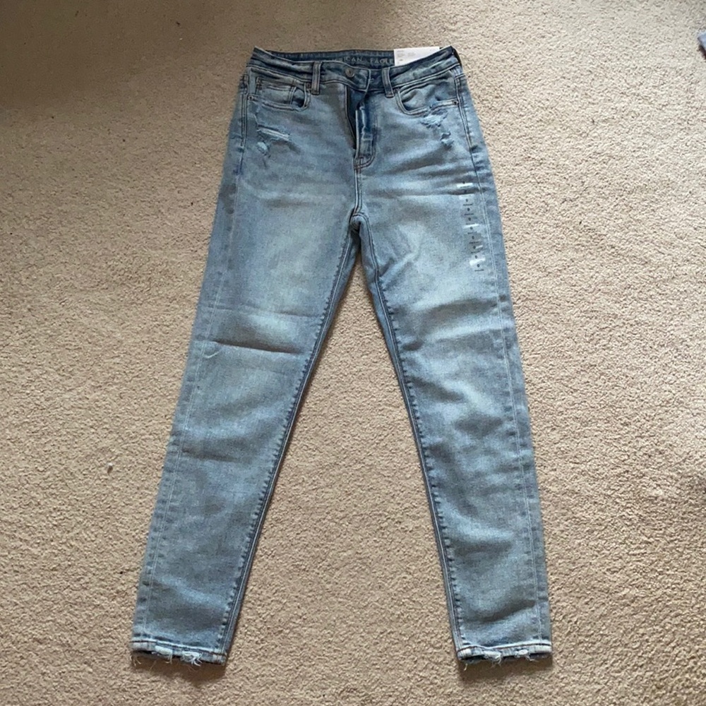NWT american eagle mom jeans